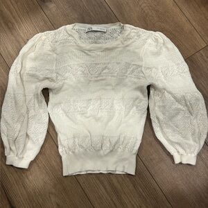 This is a white Zara knit sweater with balloon sleeves MEDIUM